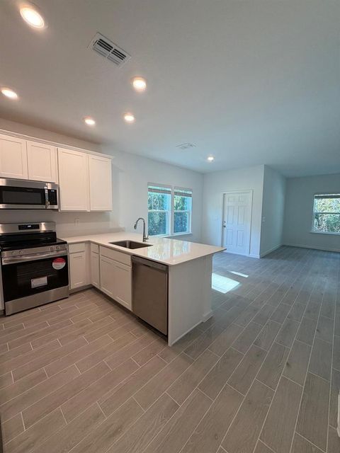 Tiny photo for 3692 SE 37th Court, Ocala, FL 34480 (MLS # O6370345)