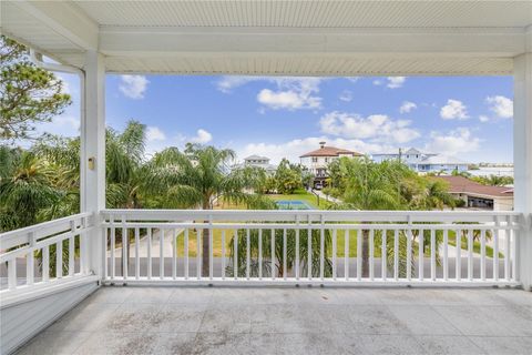 A home in PALM HARBOR