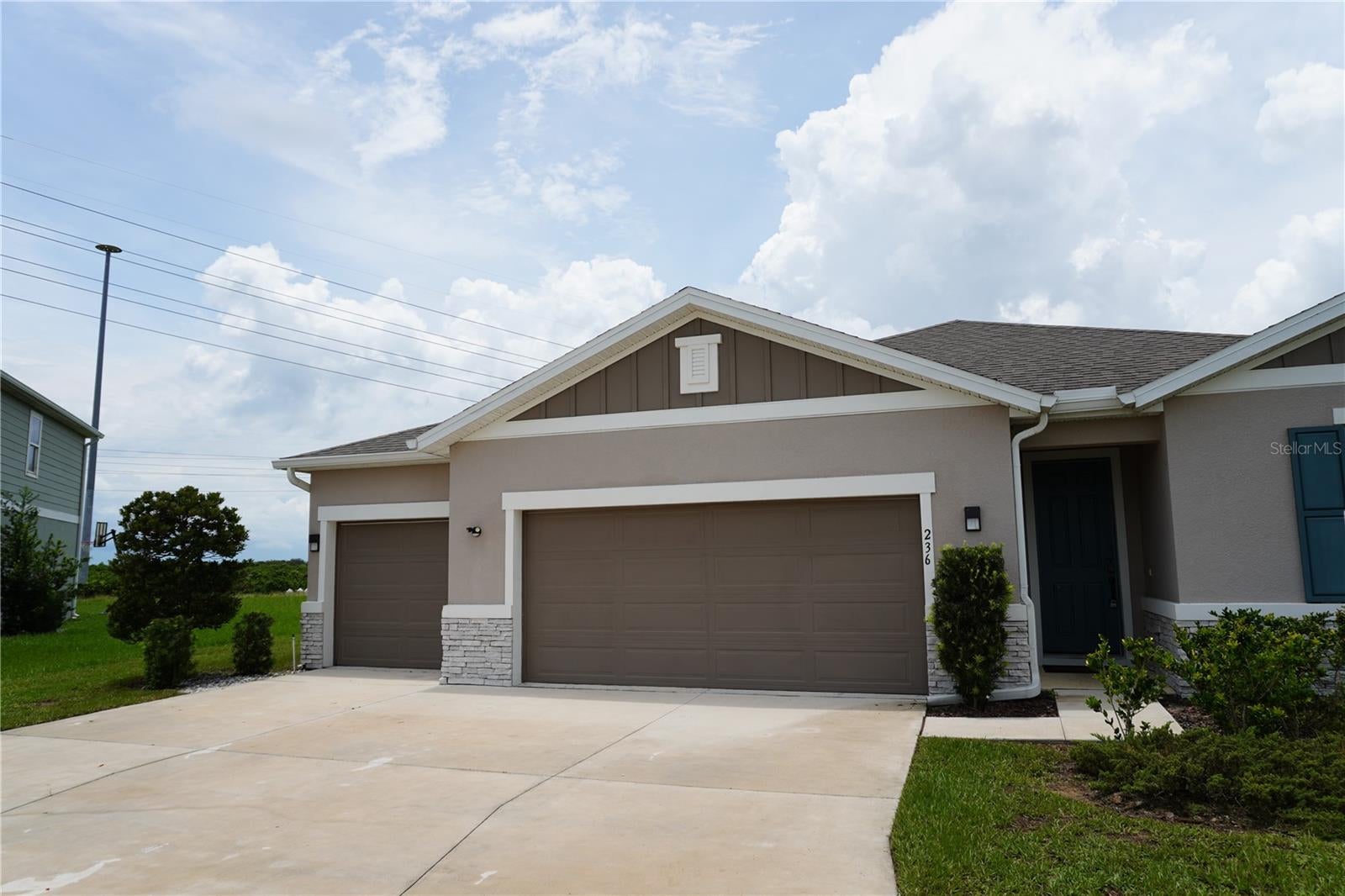 236 HILLCREST DRIVE