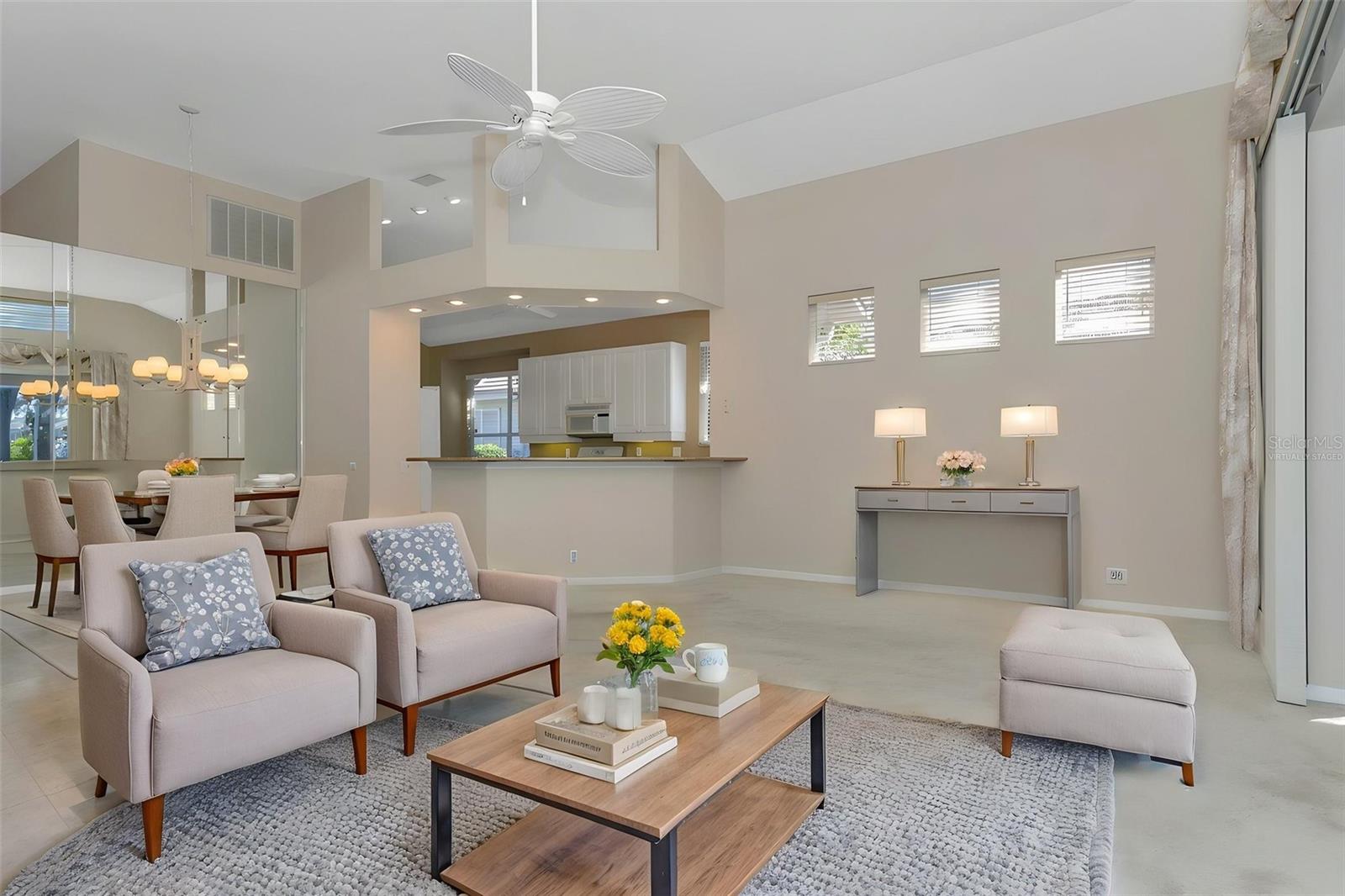 UNIVERSITY PARK GOLF AND COUNTRY CLUB - Residential