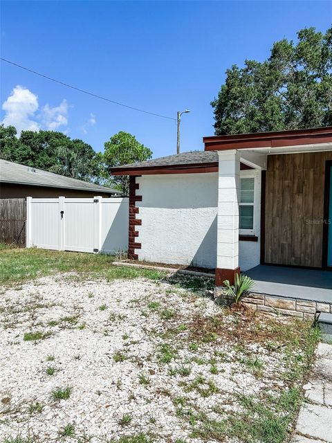 A home in TAMPA