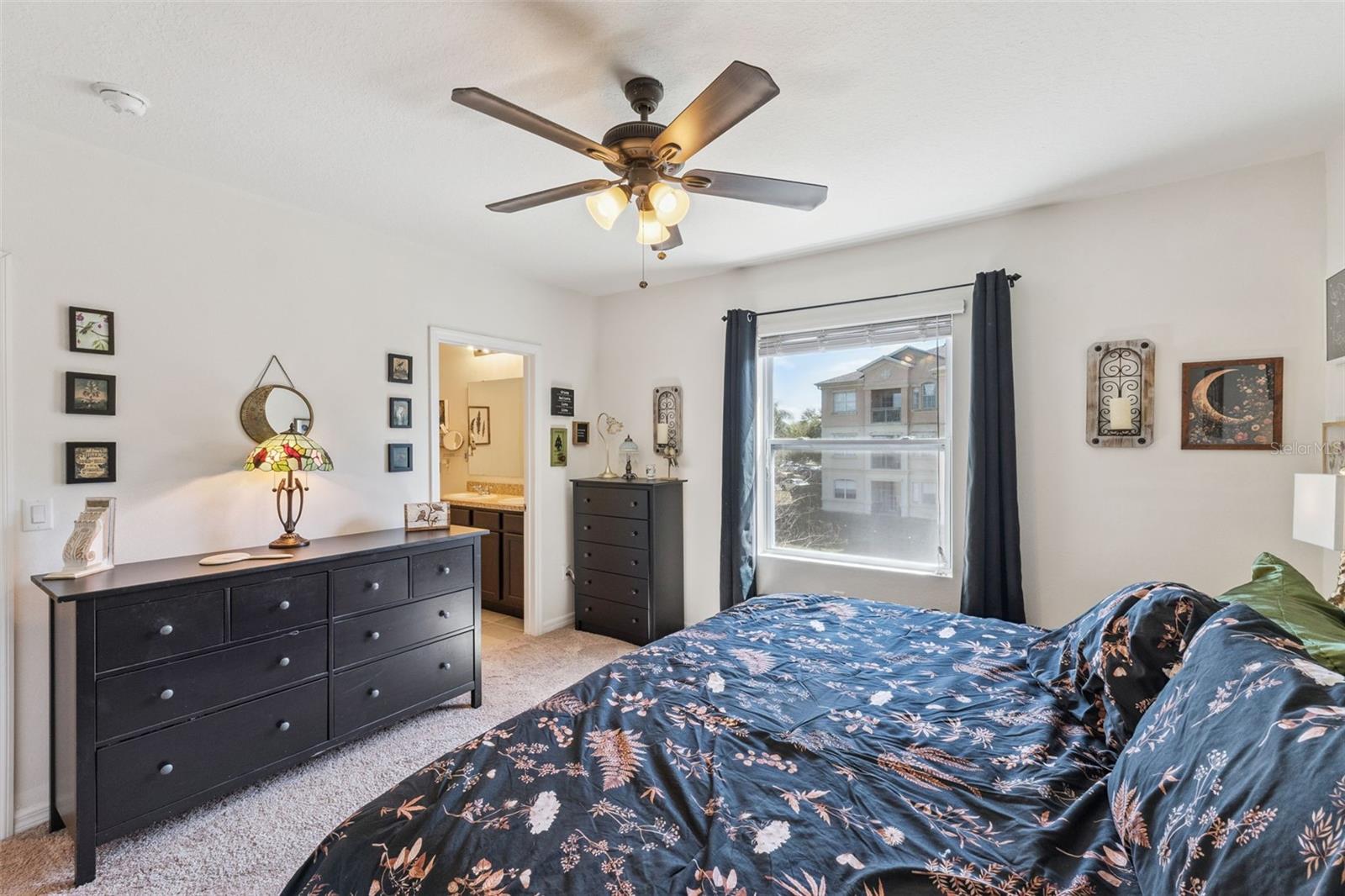 LAKE BLUFF/TOWN CENTER EAST-PH - Residential