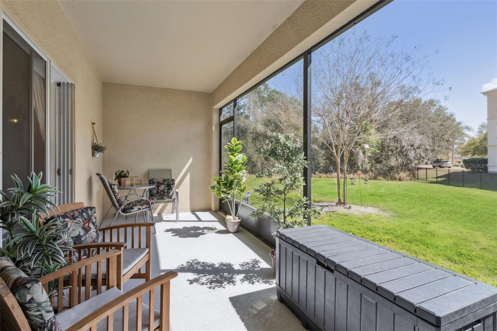 LAKE BLUFF/TOWN CENTER EAST-PH - Residential