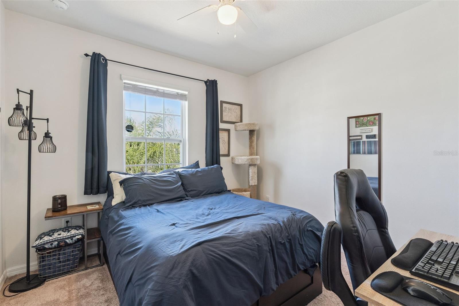 LAKE BLUFF/TOWN CENTER EAST-PH - Residential