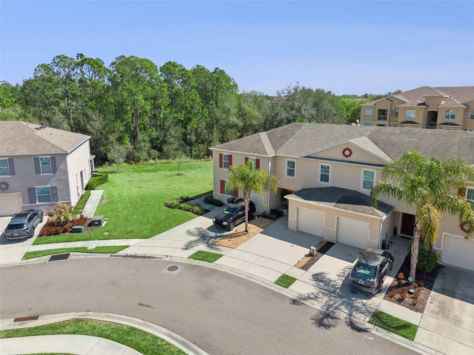 LAKE BLUFF/TOWN CENTER EAST-PH - Residential