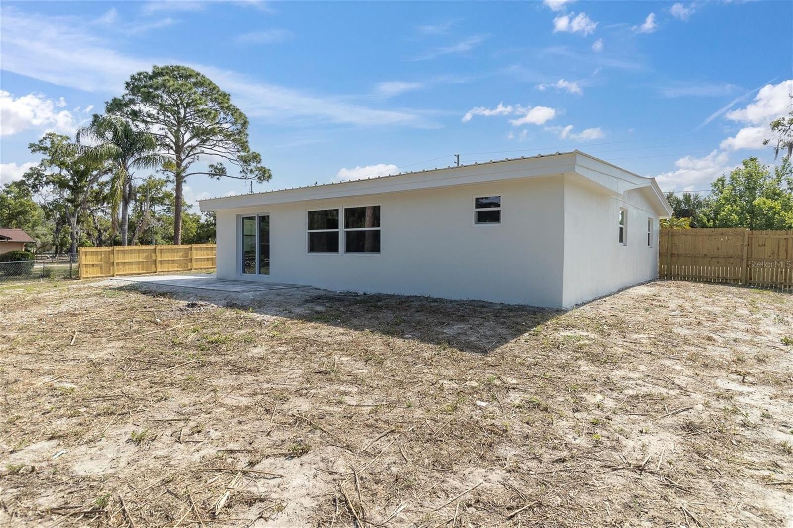 GOLDEN ACRES - Residential