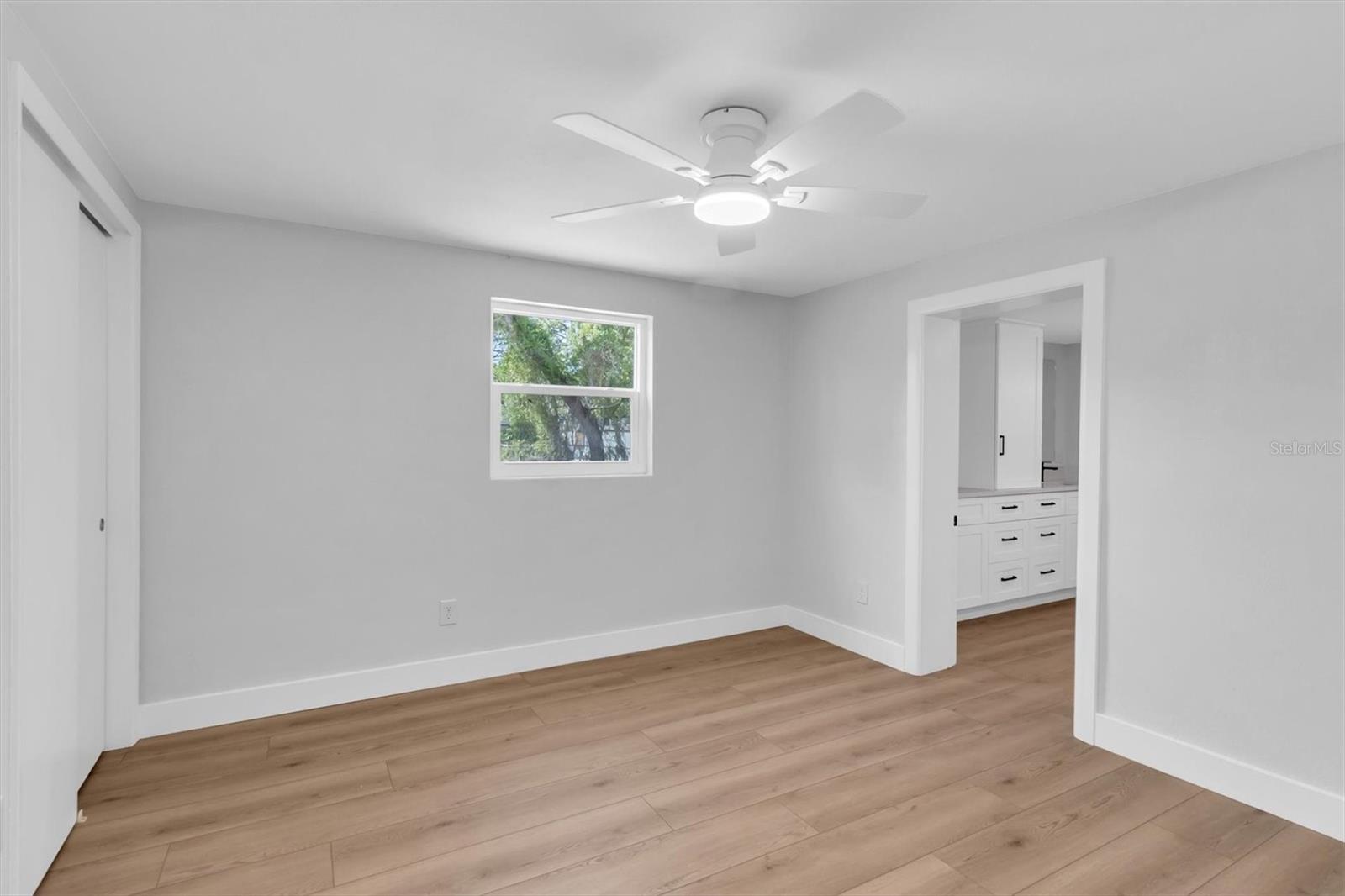GOLDEN ACRES - Residential