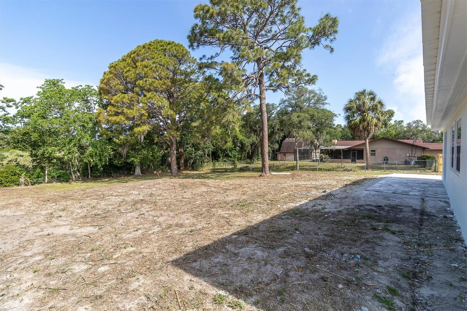 GOLDEN ACRES - Residential