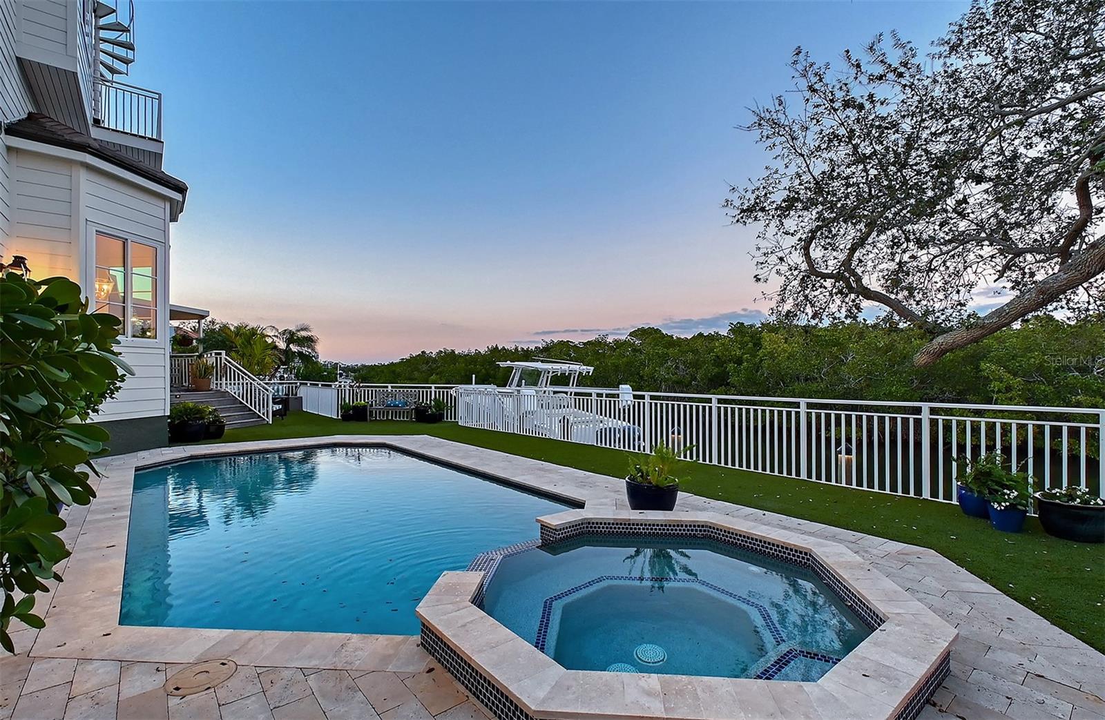 SIESTA COVE SUB - Residential