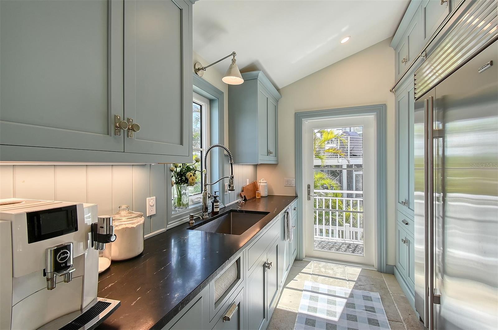 SIESTA COVE SUB - Residential