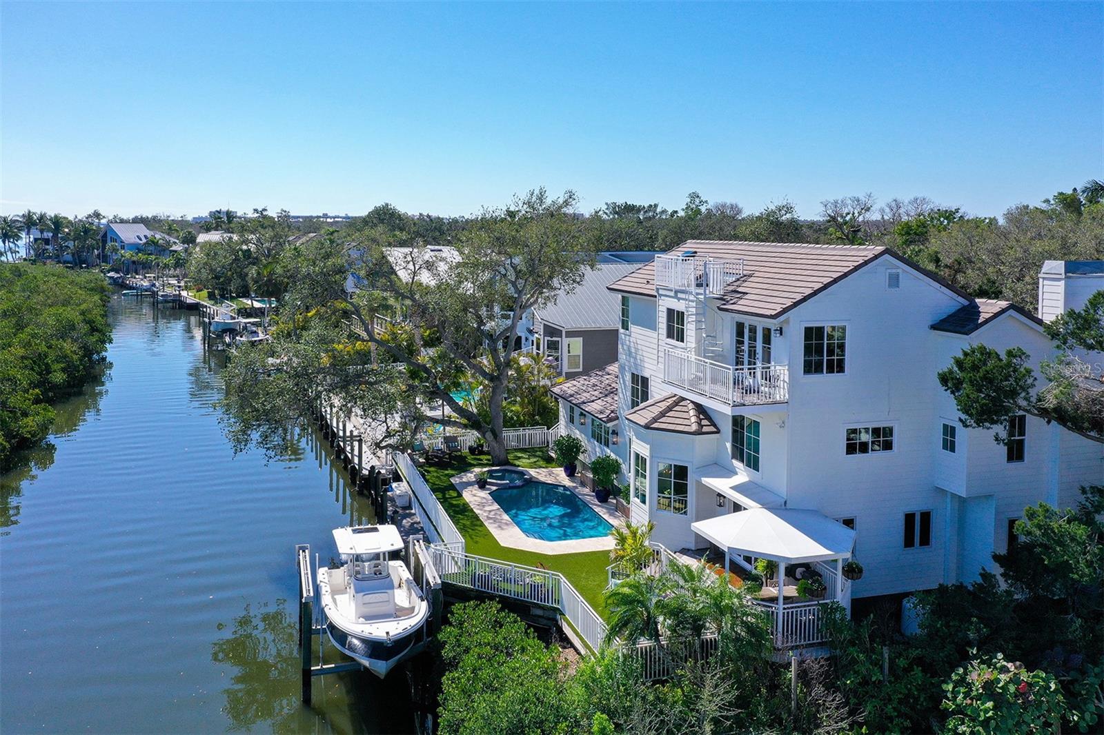 SIESTA COVE SUB - Residential