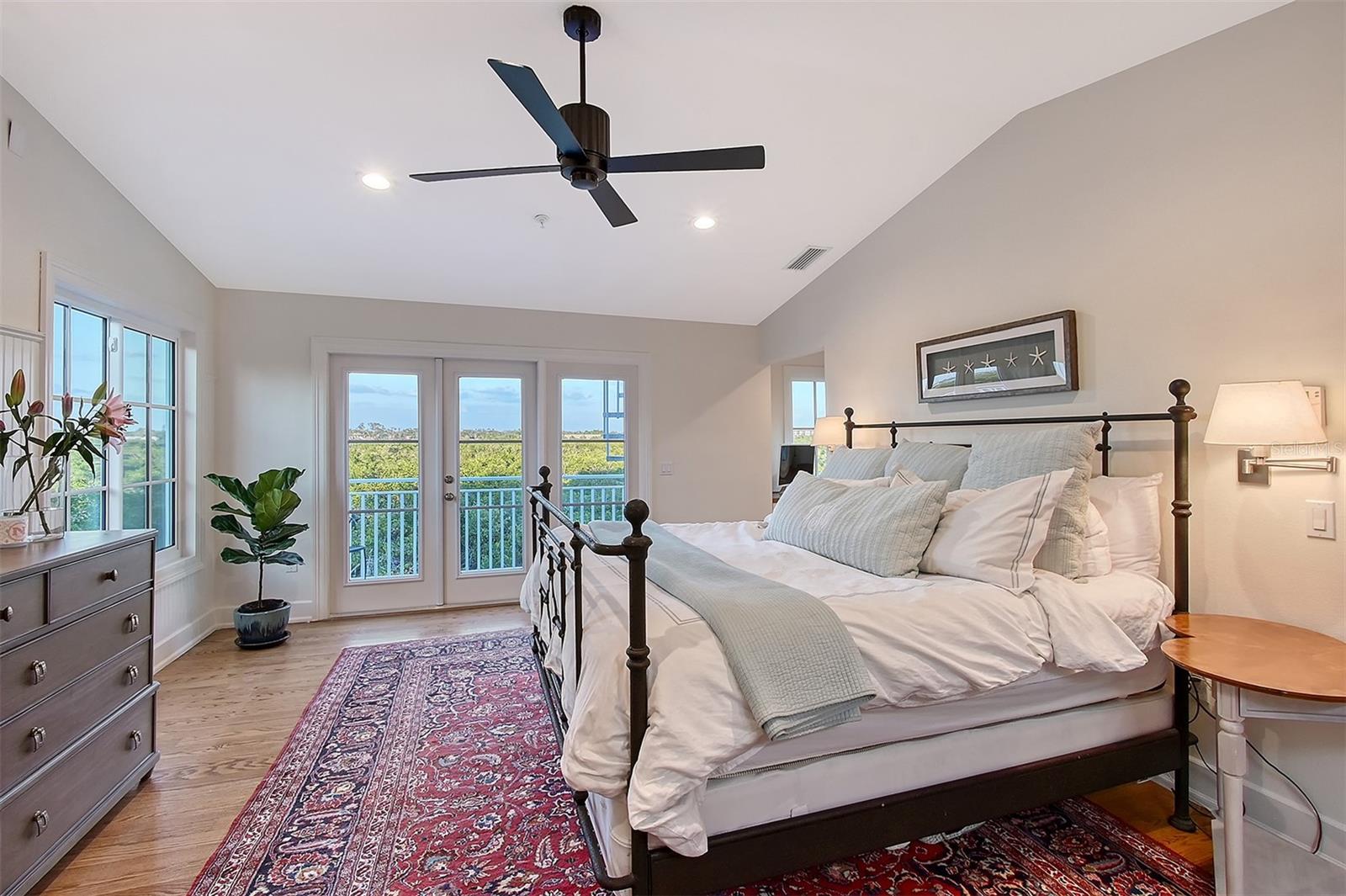 SIESTA COVE SUB - Residential