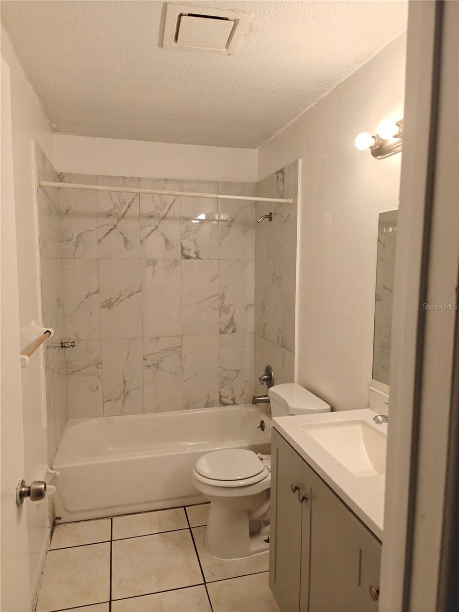 1629 PALM WAY