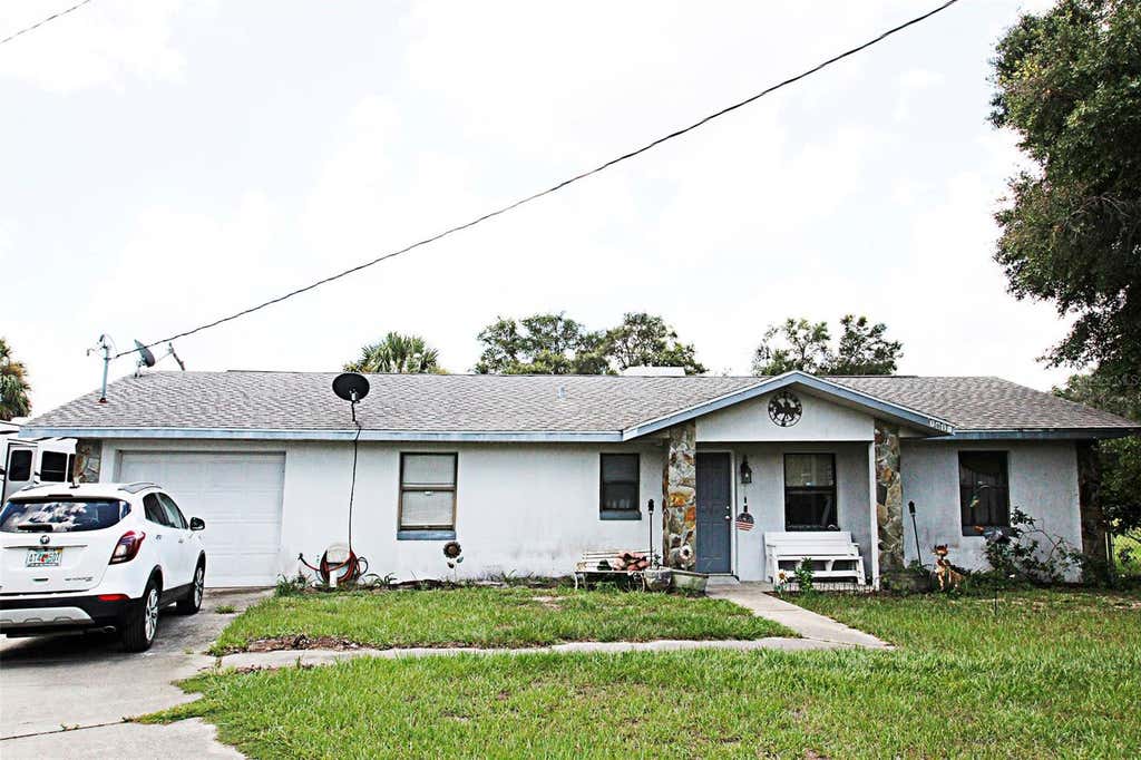 Photo of 7615 N Lazy Trail, Crystal River, FL 34428 (MLS # TB8533968)