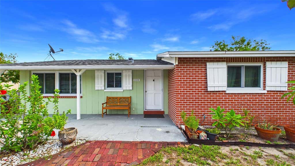 Photo of 2809 Edenwood Street, Clearwater, FL 33759 (MLS # TB8529816)