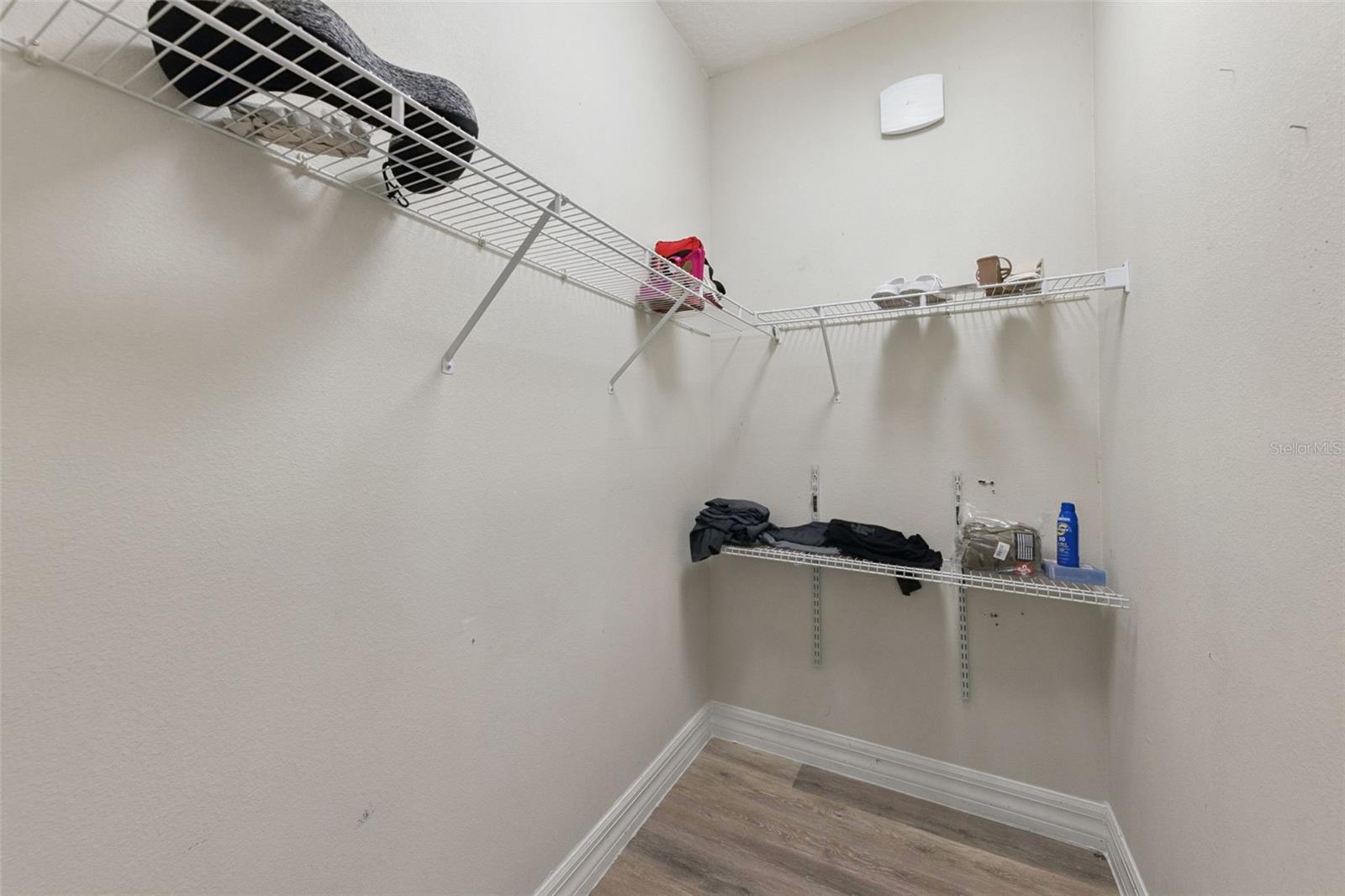 RED FOX RUN - Residential