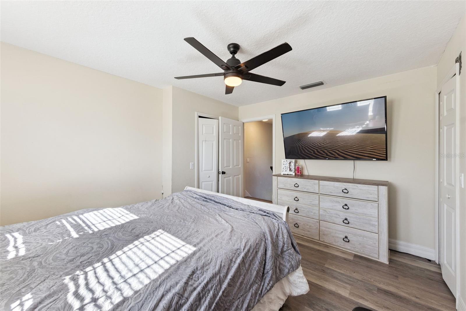 RED FOX RUN - Residential