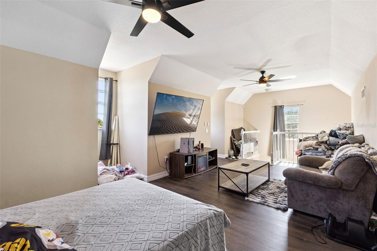 RED FOX RUN - Residential