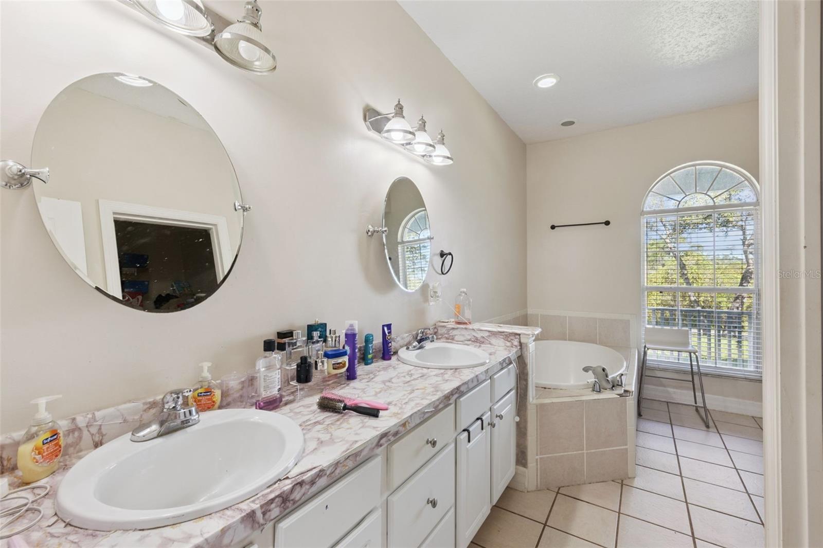 RED FOX RUN - Residential