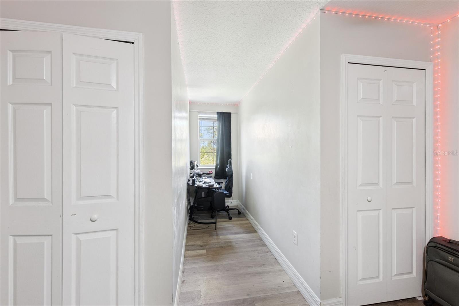 RED FOX RUN - Residential