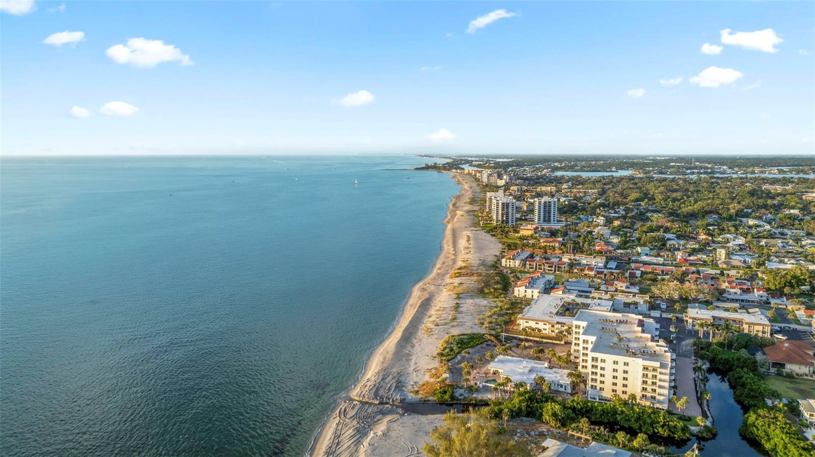 GOLDEN BEACH SUB - Residential