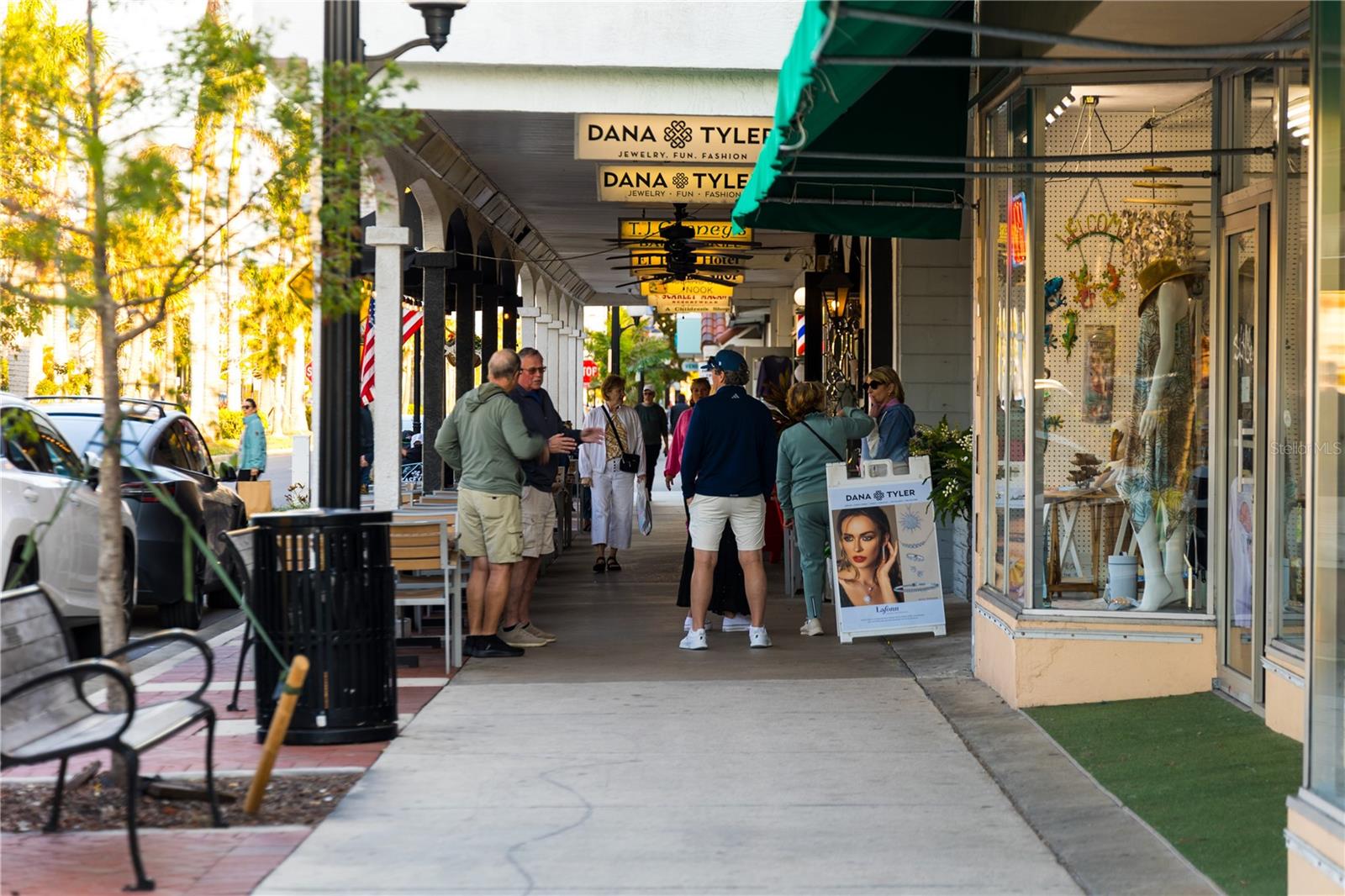 GOLDEN BEACH SUB - Residential