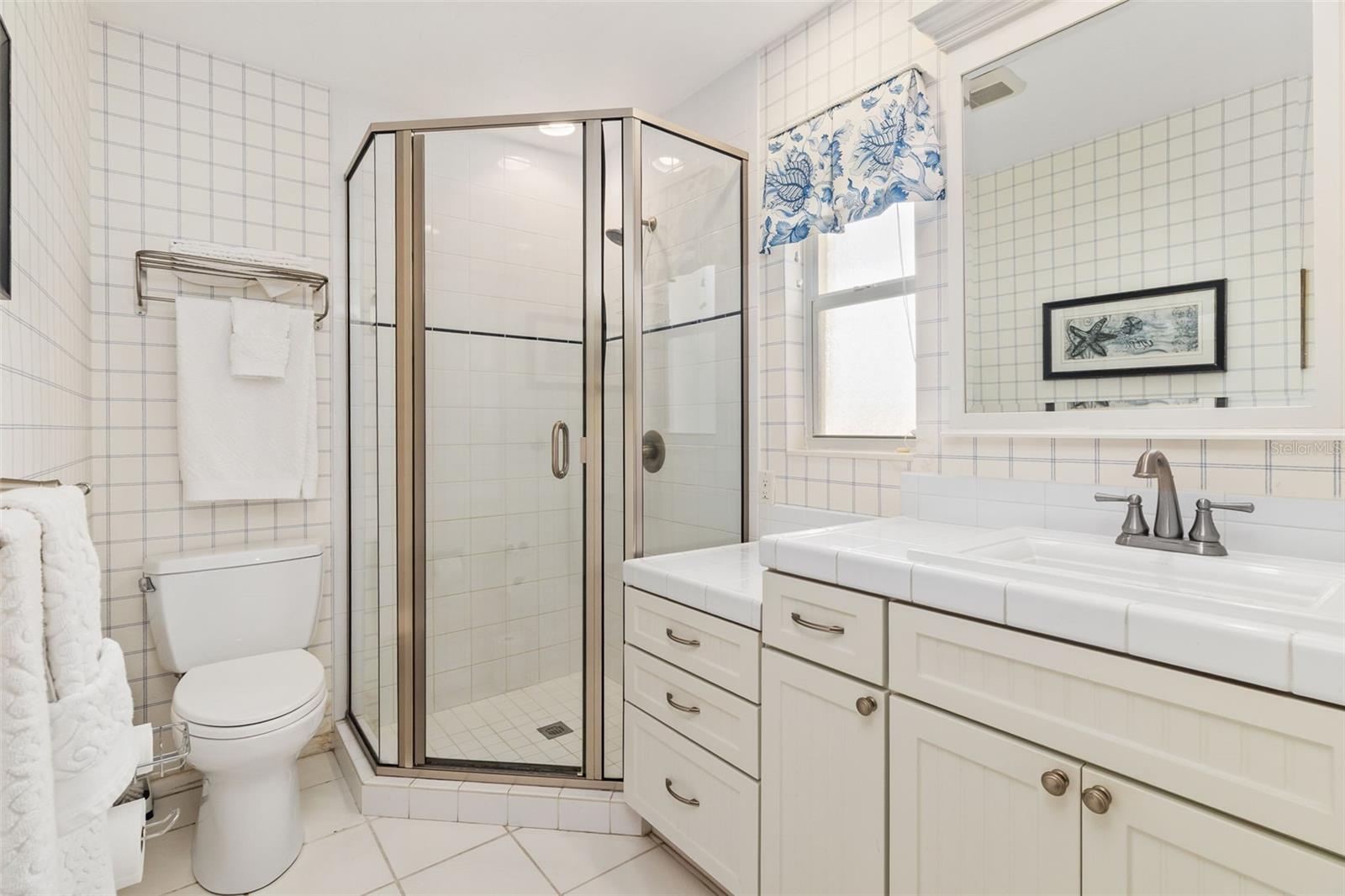 GOLDEN BEACH SUB - Residential