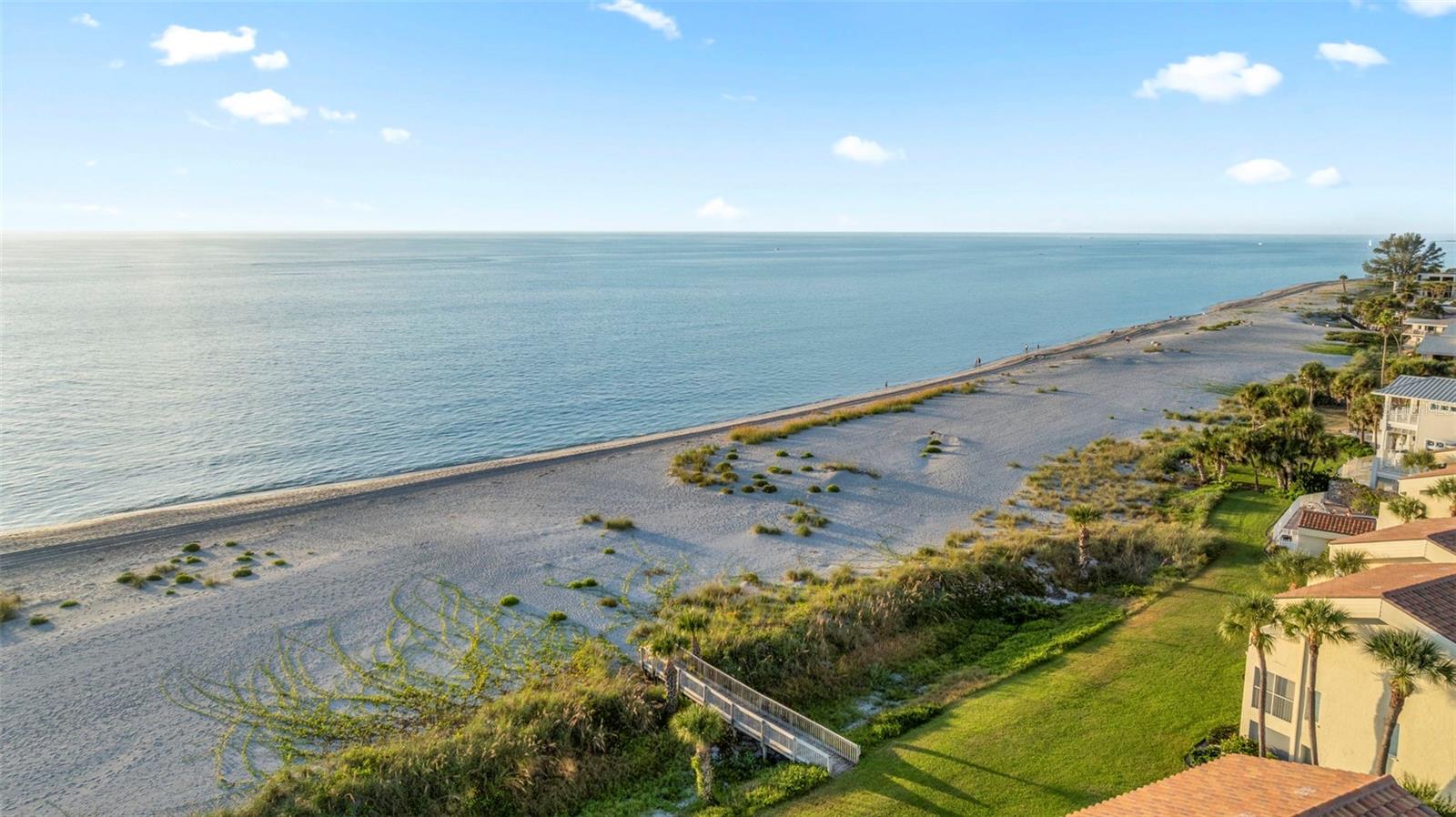 GOLDEN BEACH SUB - Residential