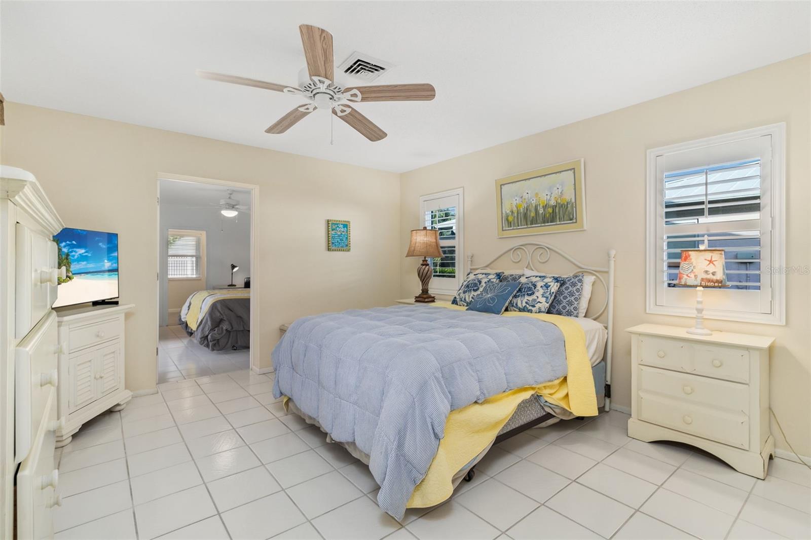 GOLDEN BEACH SUB - Residential