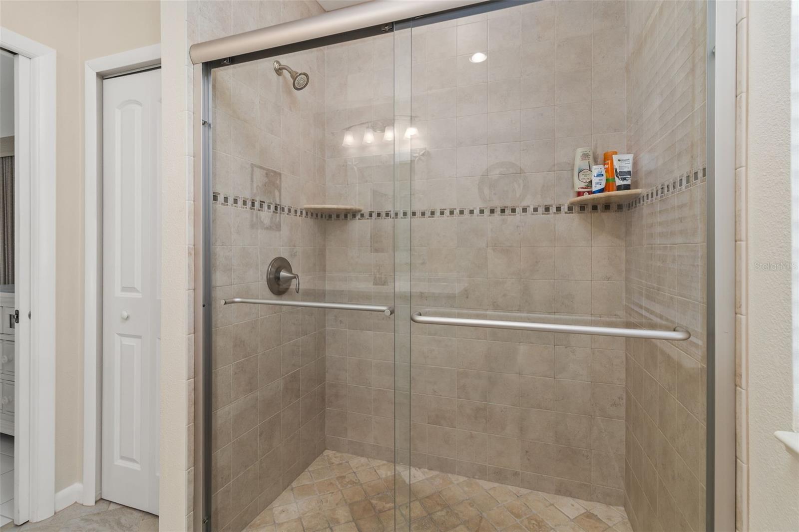 GOLDEN BEACH SUB - Residential