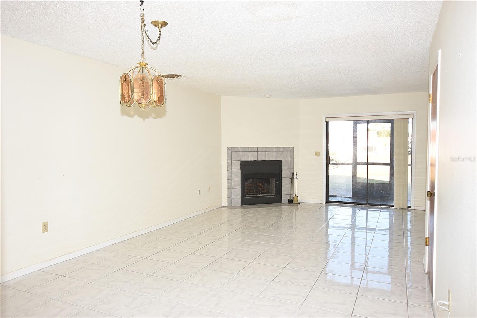 FAIRFIELD ON TEE - Residential