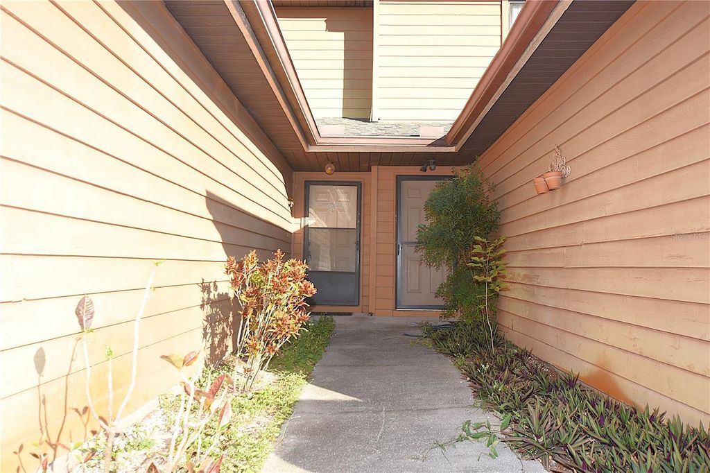 Photo of 707 Carpenters Way #45, Lakeland, FL 33809 (MLS # L4958705)