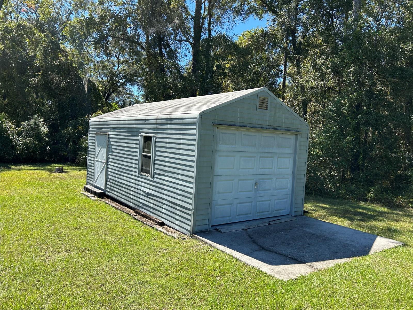 INVERNESS HIGHLANDS WEST - Residential