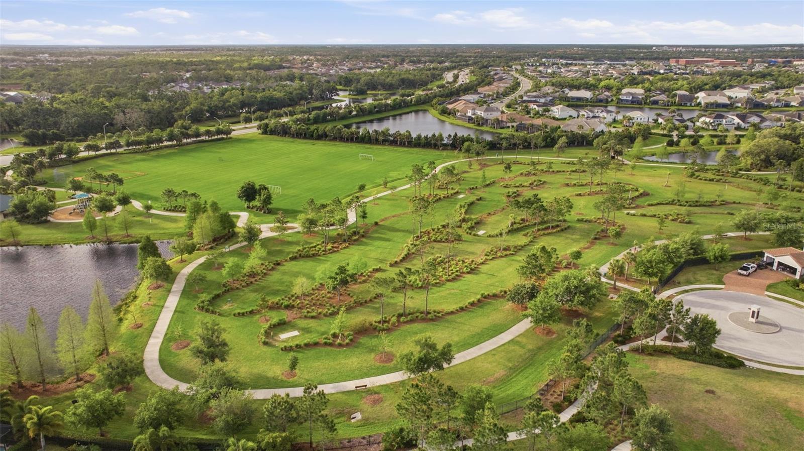 ARBOR GRANDE - Residential