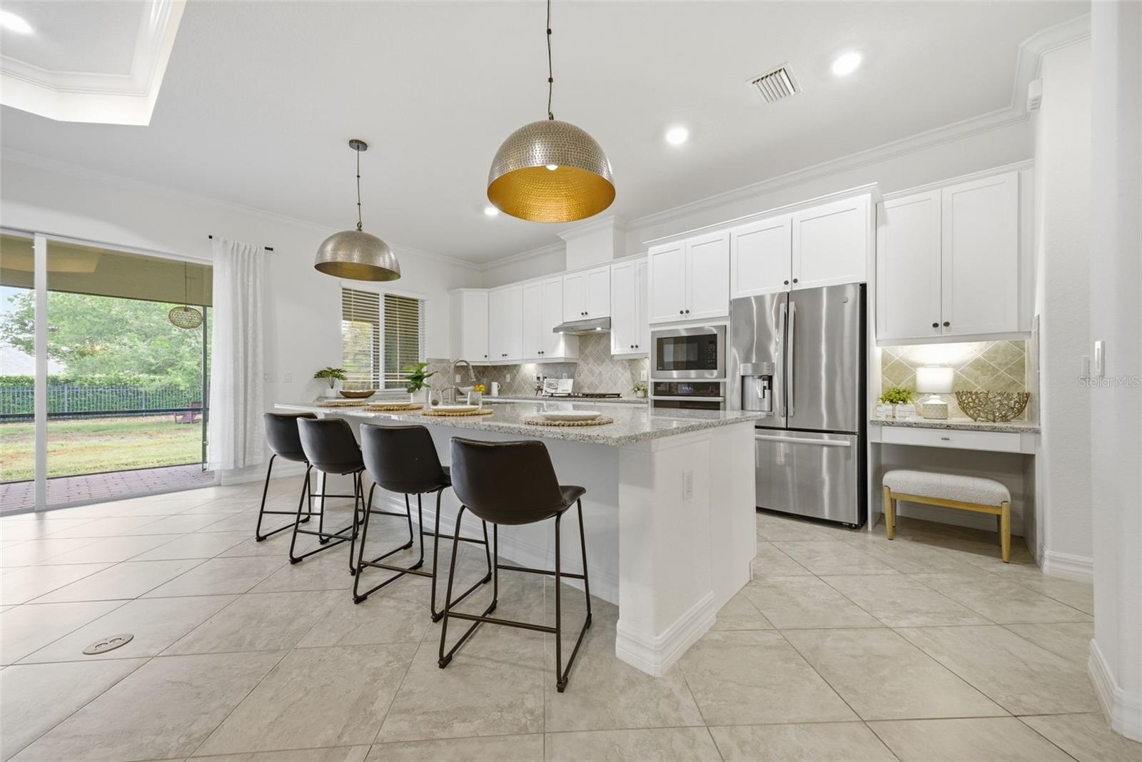 ARBOR GRANDE - Residential