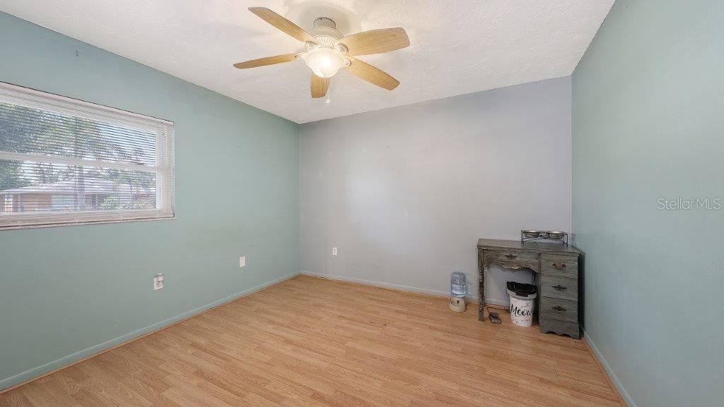 LAKE SARASOTA - Residential