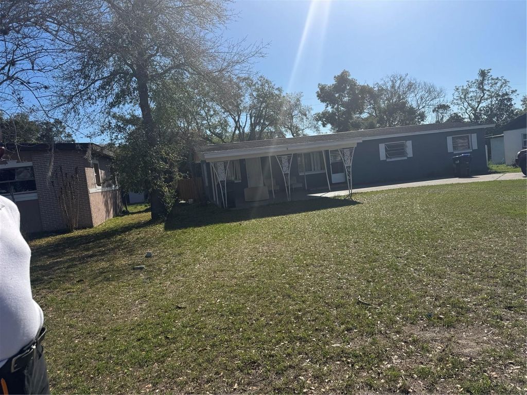 Photo of 2429 Healy Drive, Orlando, FL 32818 (MLS # O6391075)