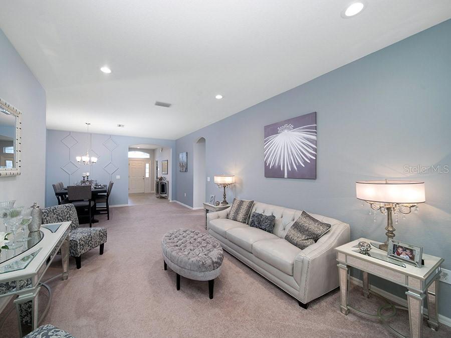 SUMMERCREST - Residential