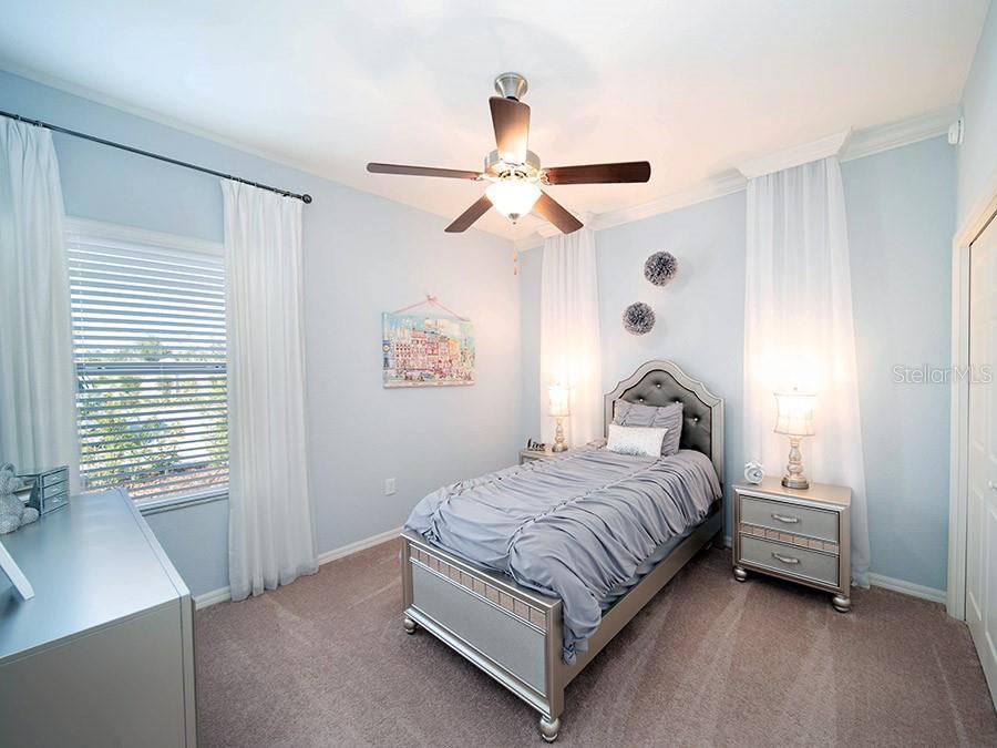 SUMMERCREST - Residential