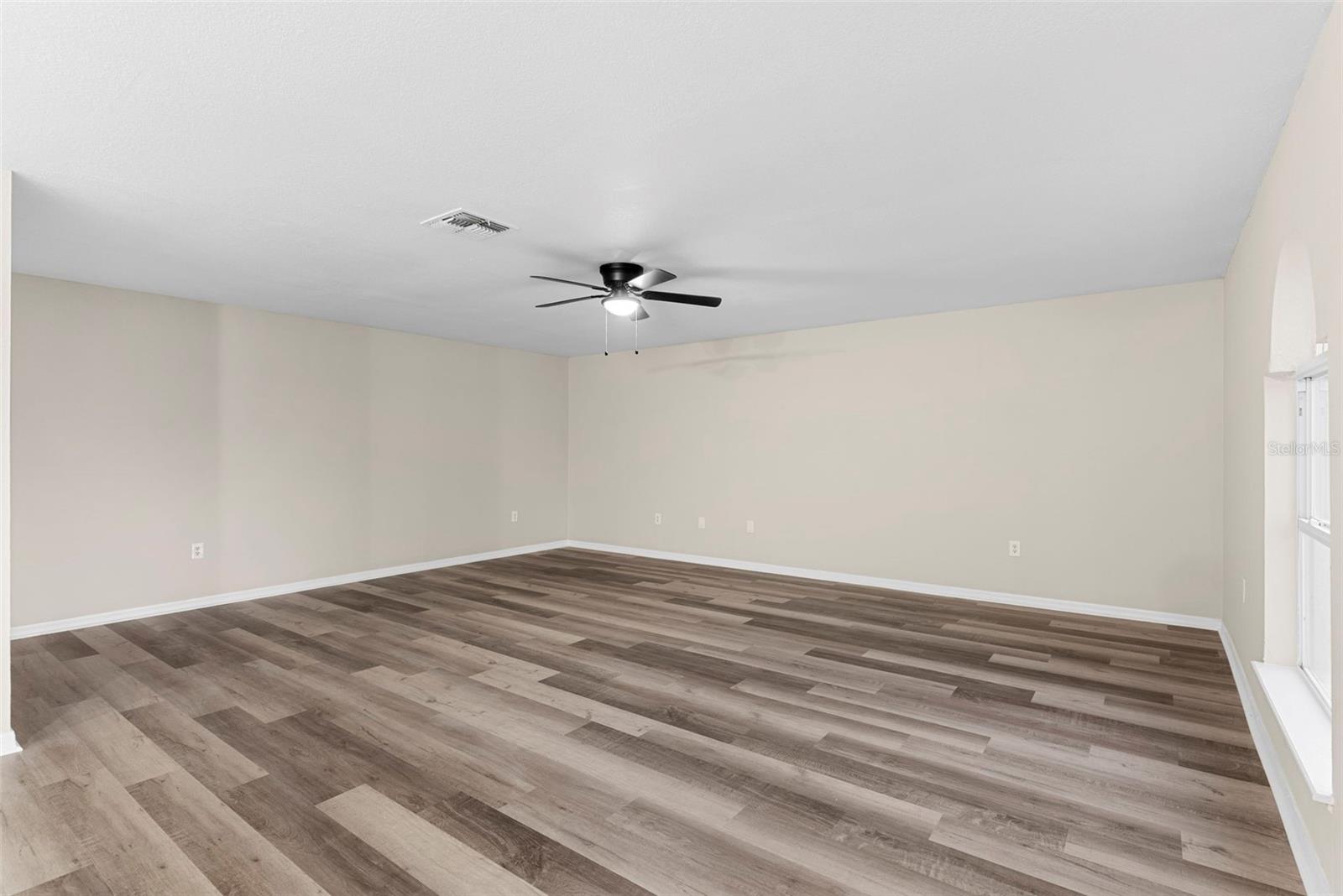 RANDA RDG PH 01 - Residential