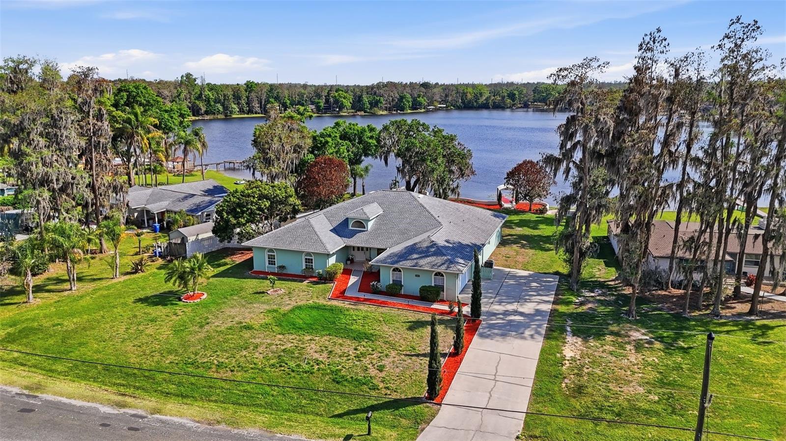 HOLLY LAKE ESTATES - Residential