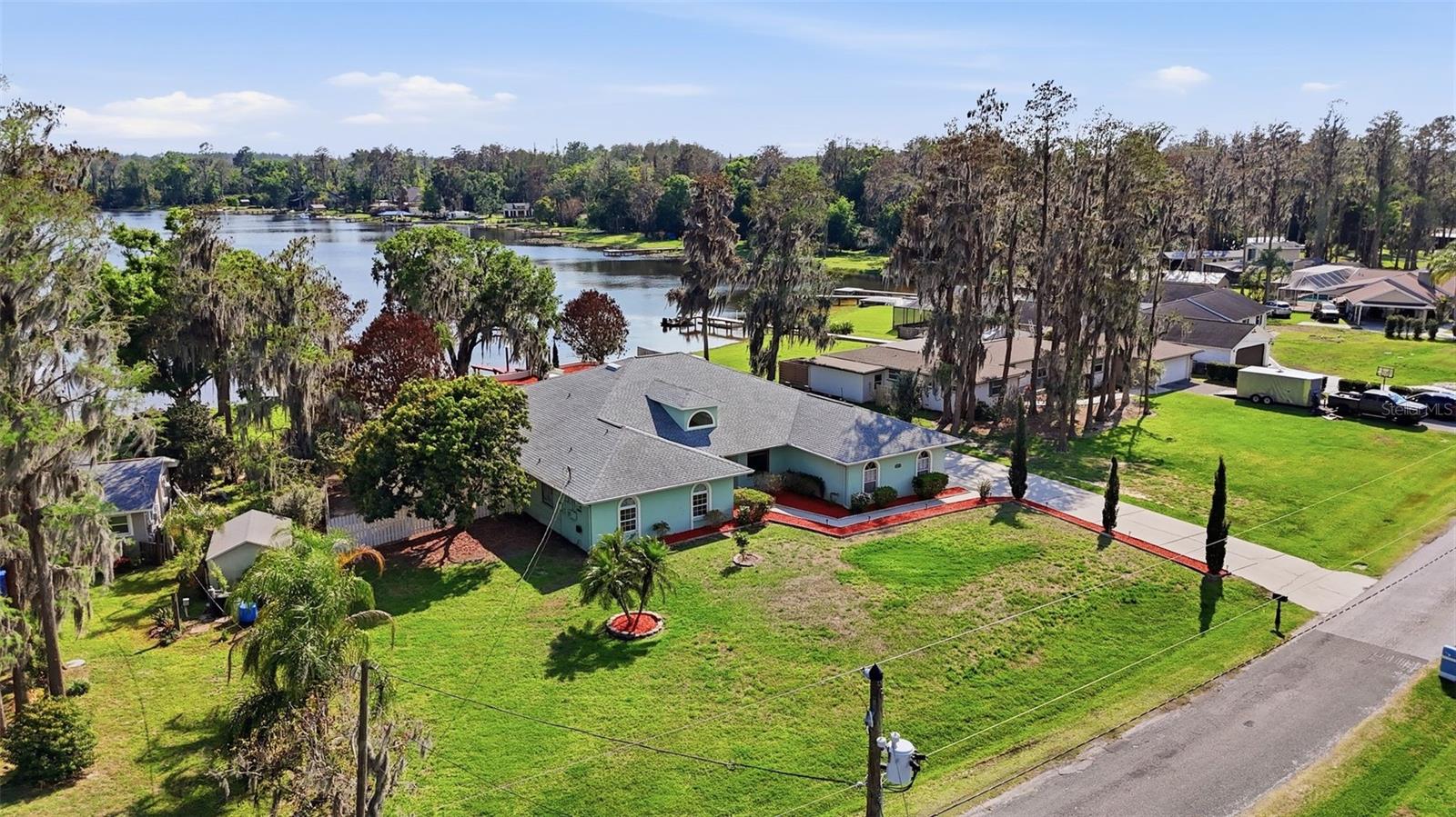 HOLLY LAKE ESTATES - Residential