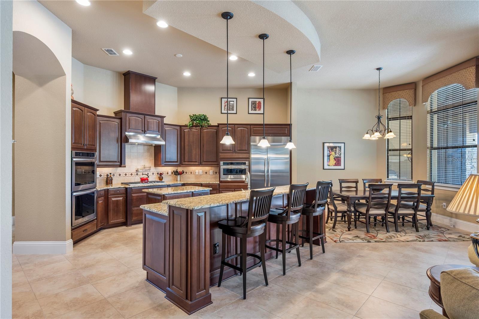 KEENES POINTE - Residential