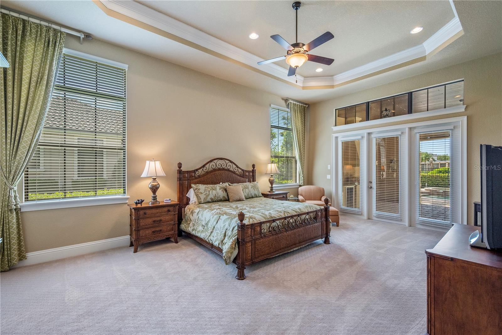 KEENES POINTE - Residential