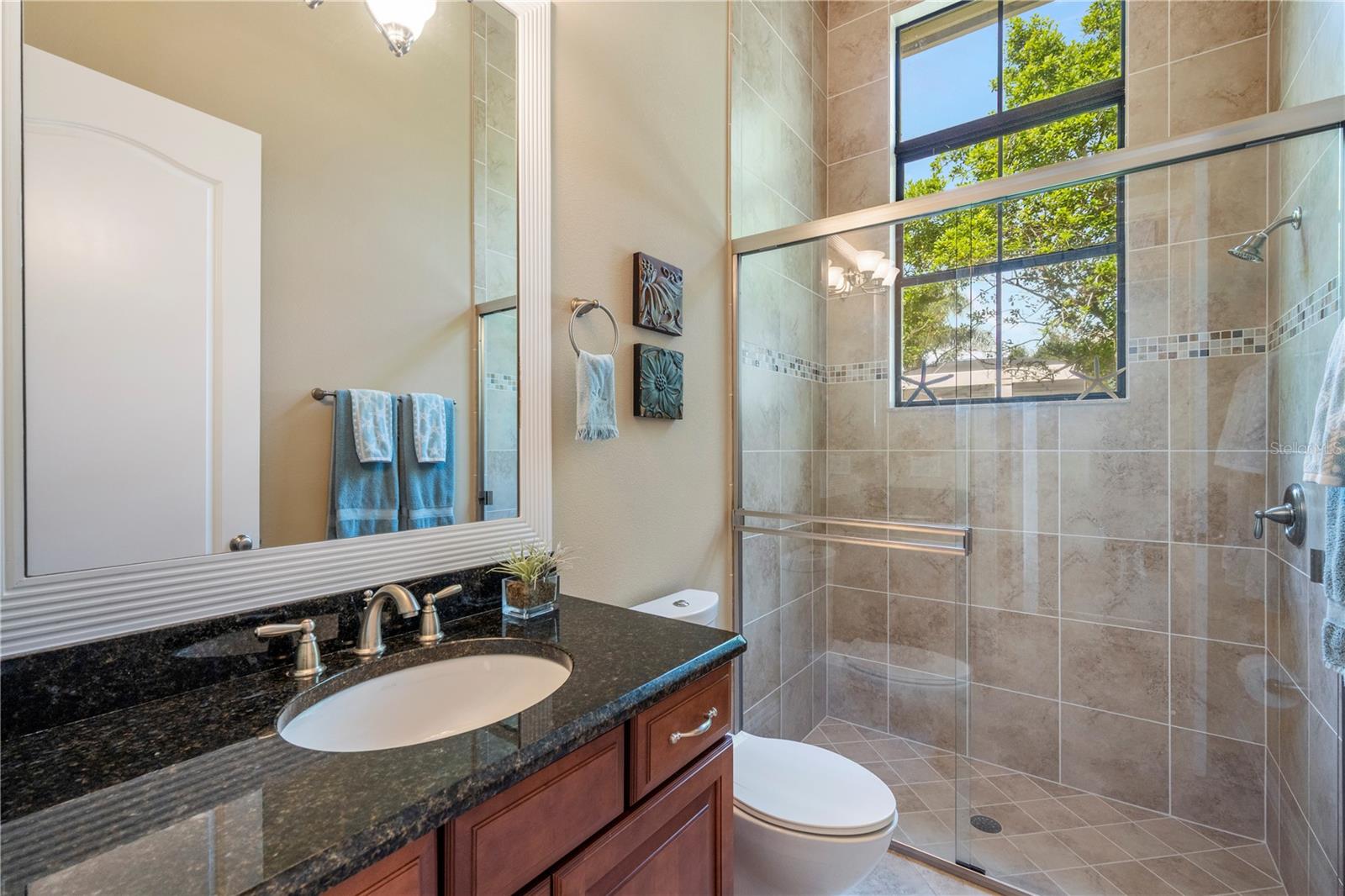 KEENES POINTE - Residential