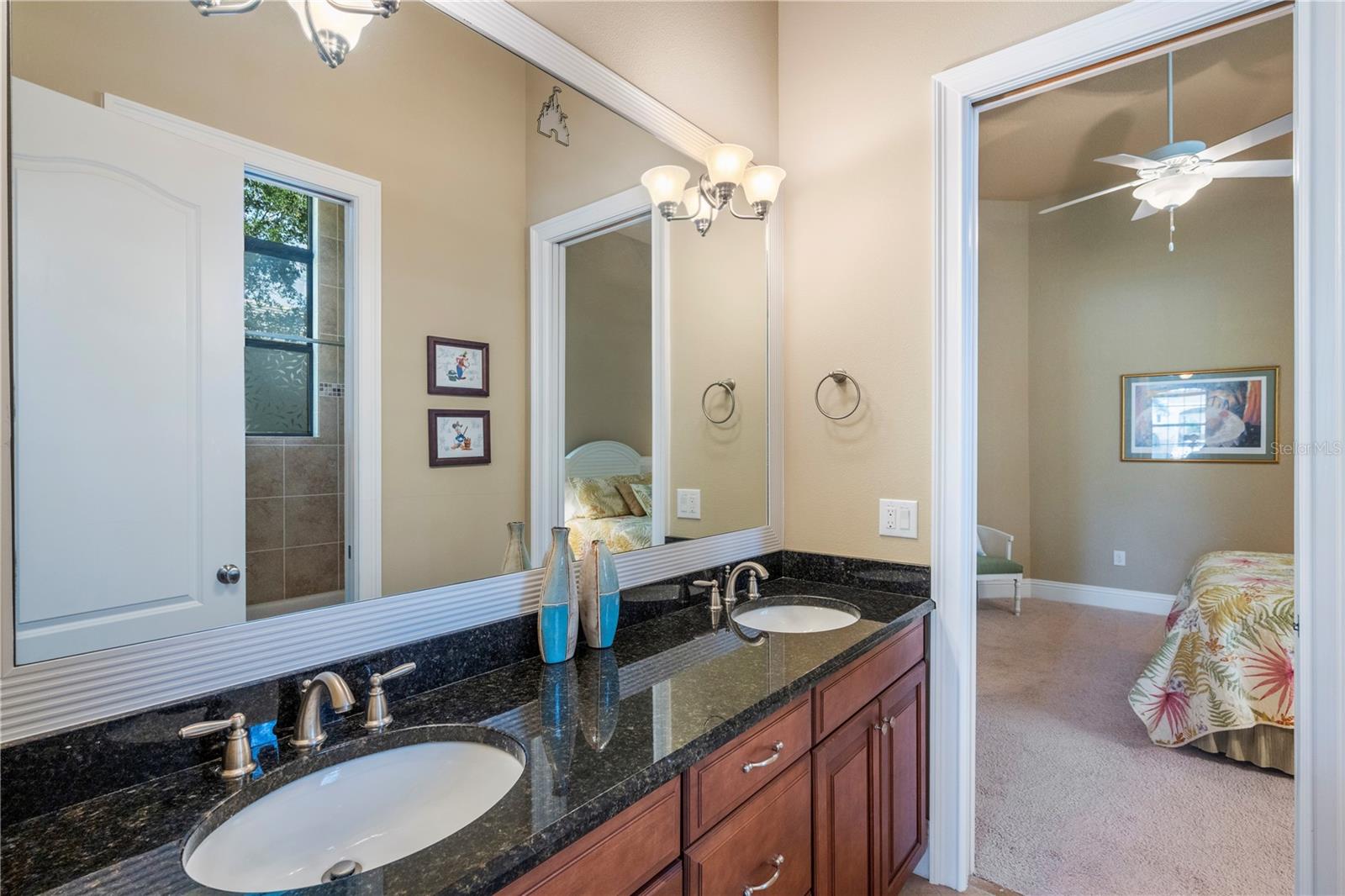 KEENES POINTE - Residential