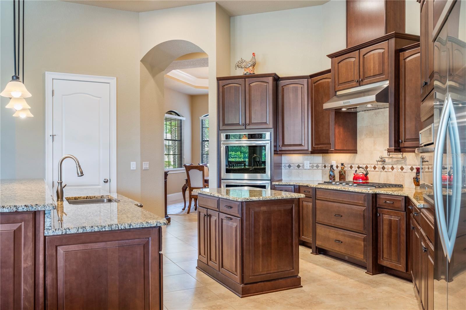 KEENES POINTE - Residential