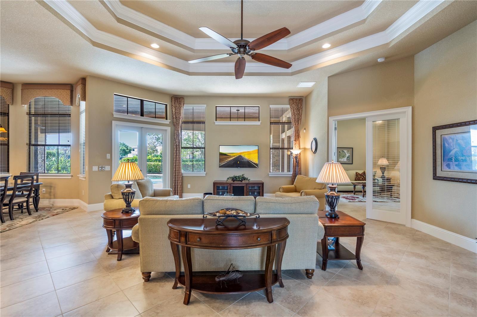 KEENES POINTE - Residential