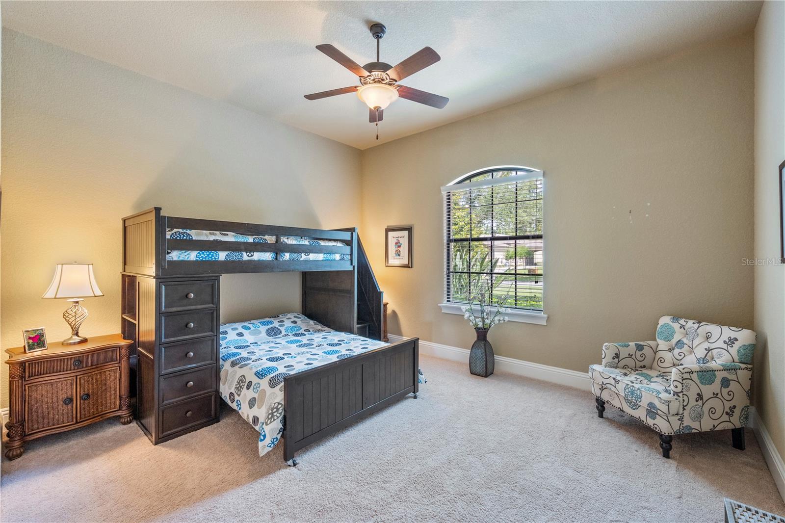 KEENES POINTE - Residential