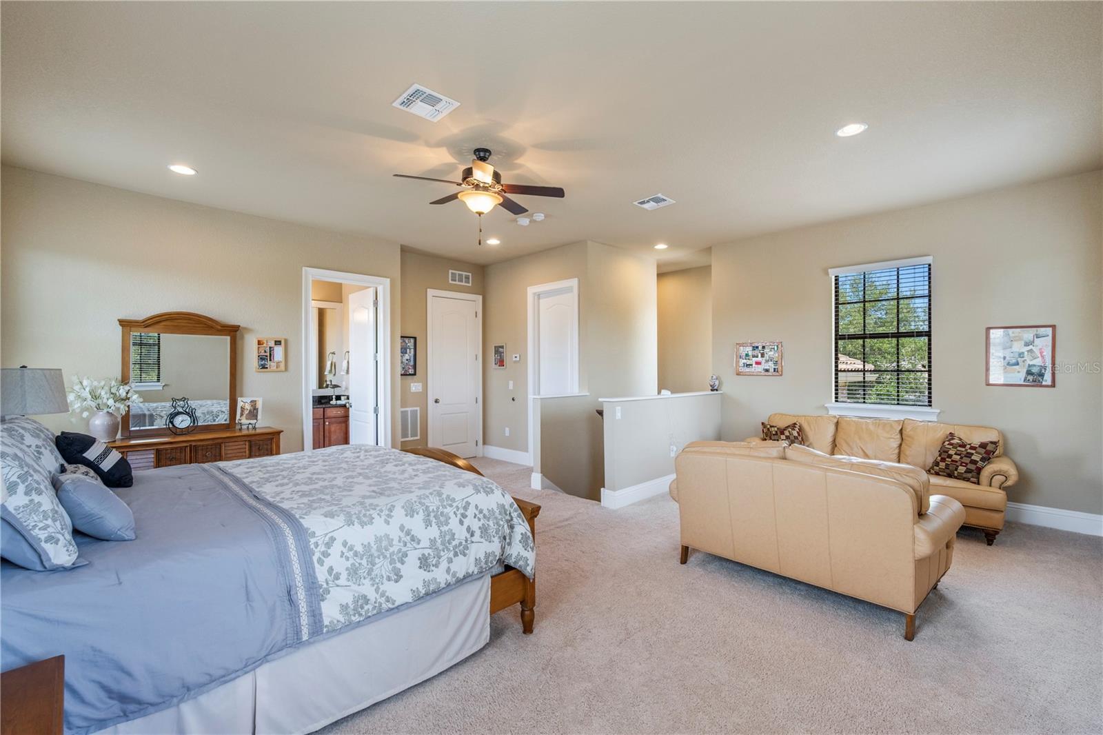 KEENES POINTE - Residential